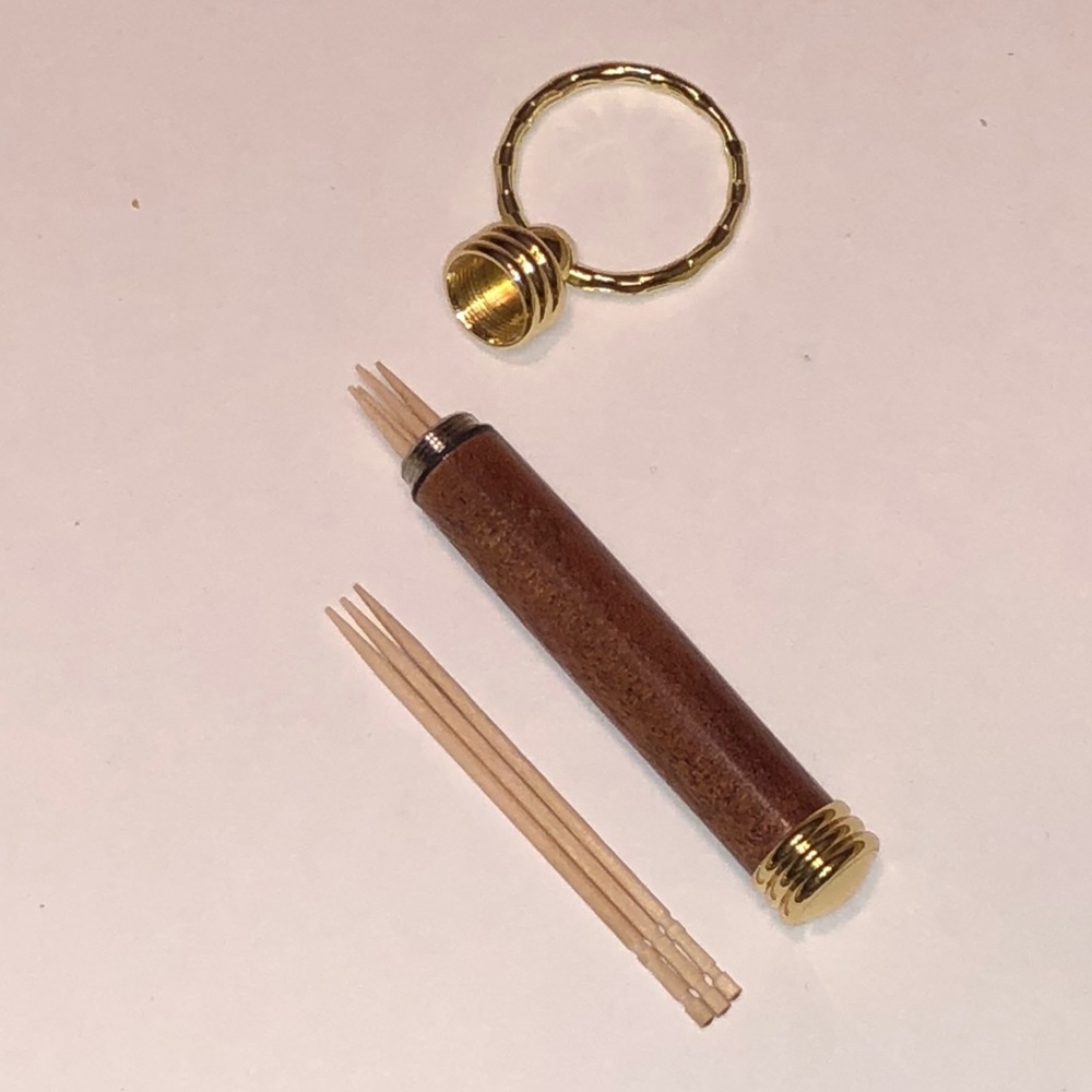 Handmade Bolivian rosewood toothpick holder 🔑🗝
